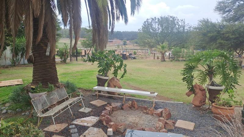 4 Bedroom Property for Sale in Mnandi Gauteng