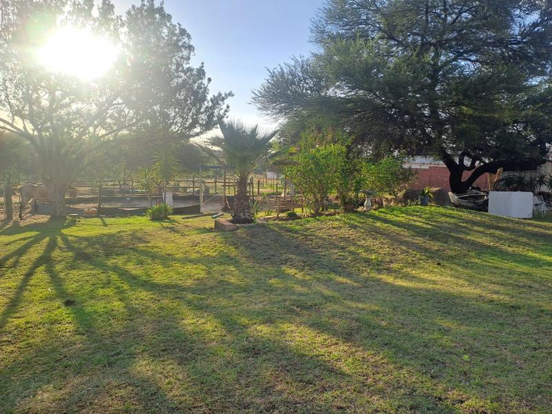 4 Bedroom Property for Sale in Mnandi Gauteng