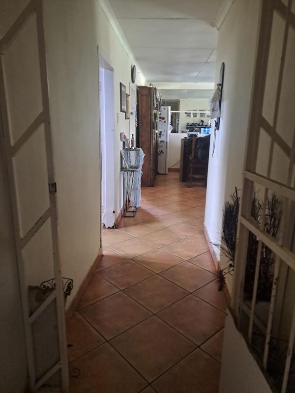 4 Bedroom Property for Sale in Mnandi Gauteng