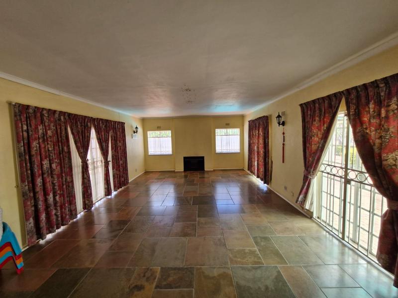 3 Bedroom Property for Sale in Knoppieslaagte Gauteng