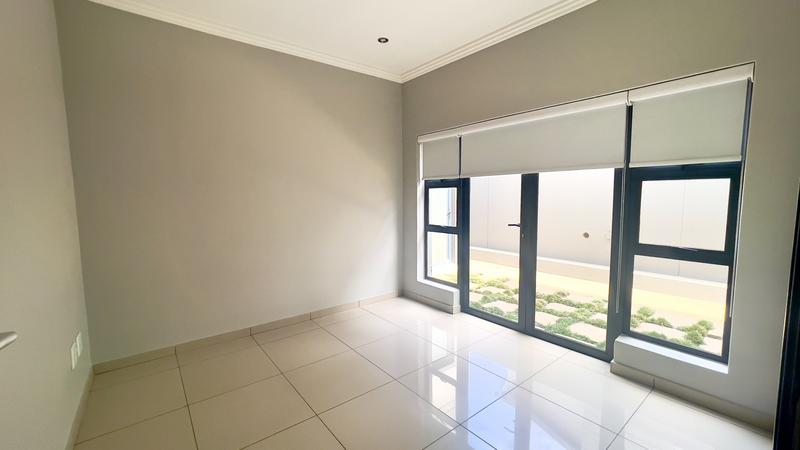 4 Bedroom Property for Sale in Barbeque Downs Gauteng