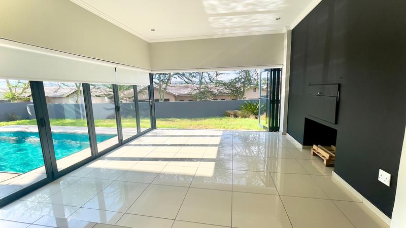 4 Bedroom Property for Sale in Barbeque Downs Gauteng