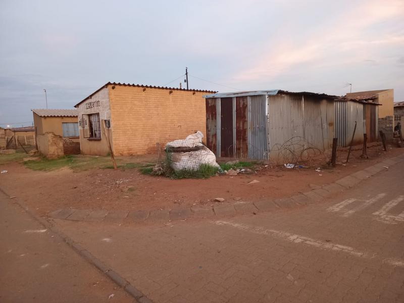 1 Bedroom Property for Sale in Vosloorus Ext 20 Gauteng