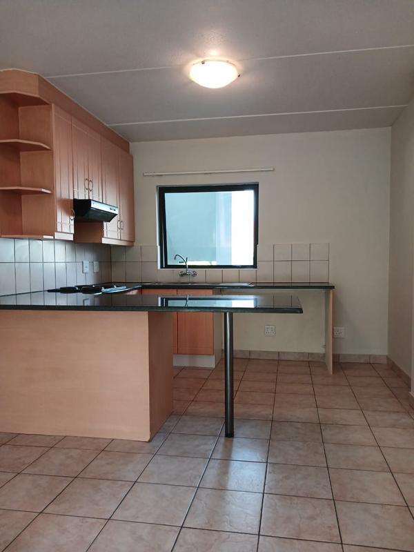 To Let 2 Bedroom Property for Rent in Fourways Gauteng