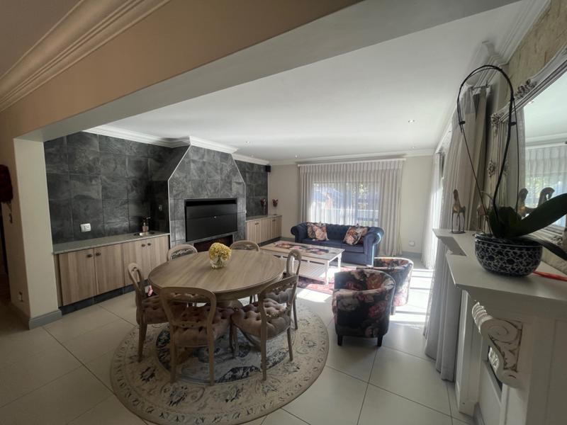 To Let 3 Bedroom Property for Rent in Waterkloof Ridge Gauteng