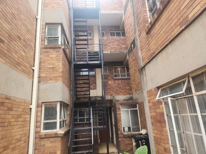 2 Bedroom Property for Sale in Bellevue East Gauteng