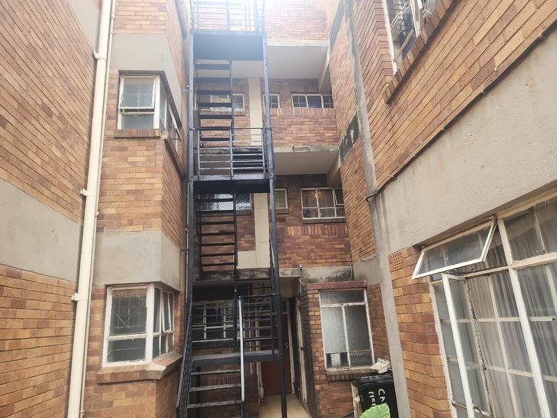 2 Bedroom Property for Sale in Bellevue East Gauteng