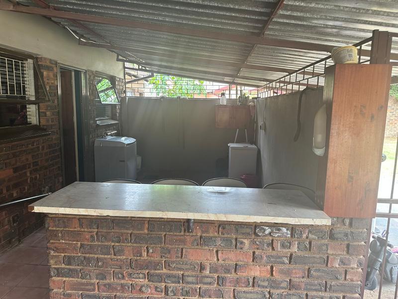 To Let 4 Bedroom Property for Rent in The Reeds Gauteng