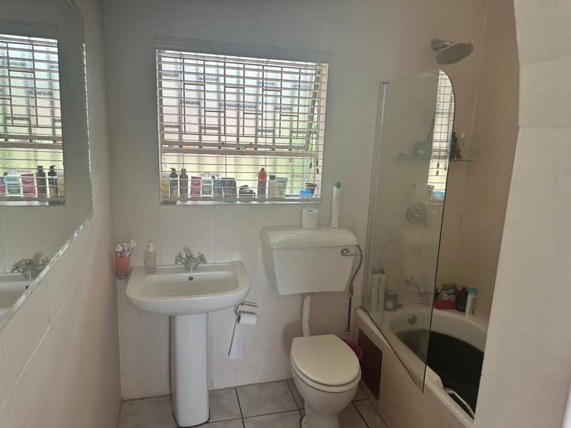 To Let 4 Bedroom Property for Rent in The Reeds Gauteng