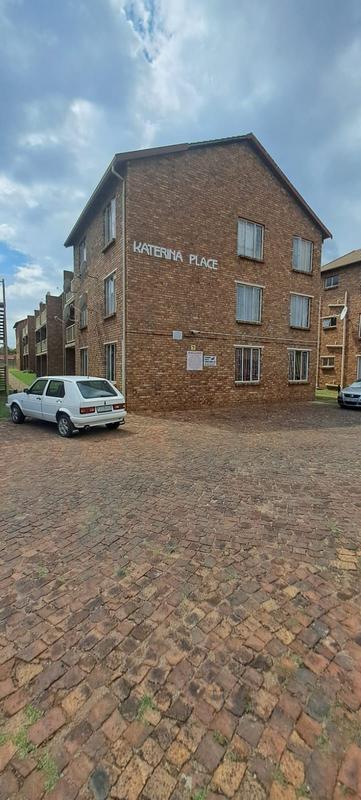 1 Bedroom Property for Sale in Elspark Gauteng