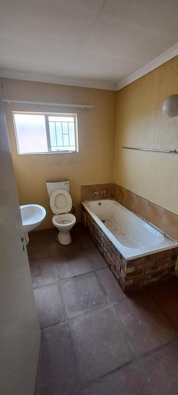 1 Bedroom Property for Sale in Elspark Gauteng