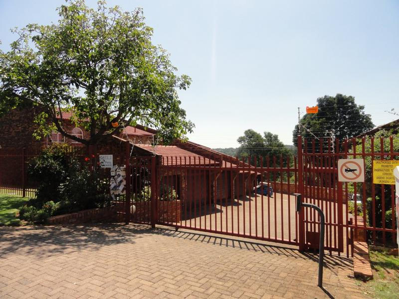 To Let 3 Bedroom Property for Rent in Silverfields Gauteng