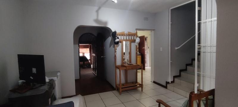 To Let 3 Bedroom Property for Rent in Silverfields Gauteng