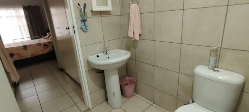 To Let 3 Bedroom Property for Rent in Silverfields Gauteng