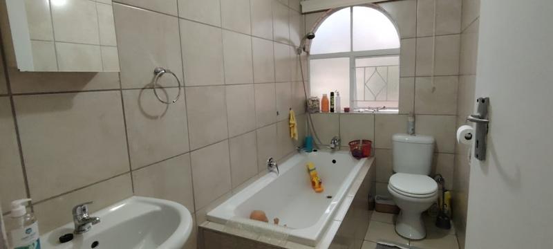 To Let 3 Bedroom Property for Rent in Silverfields Gauteng