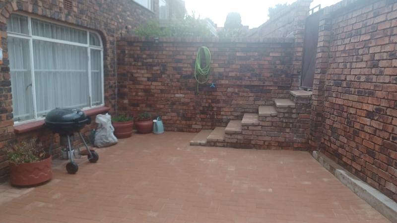 To Let 3 Bedroom Property for Rent in Silverfields Gauteng