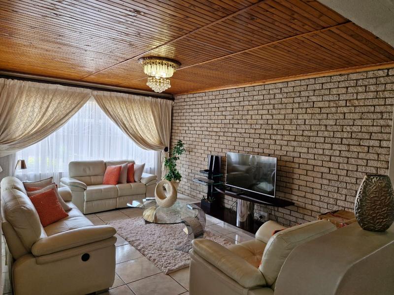 4 Bedroom Property for Sale in Birch Acres Gauteng