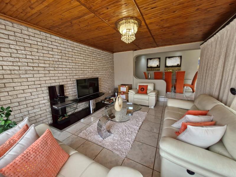 4 Bedroom Property for Sale in Birch Acres Gauteng