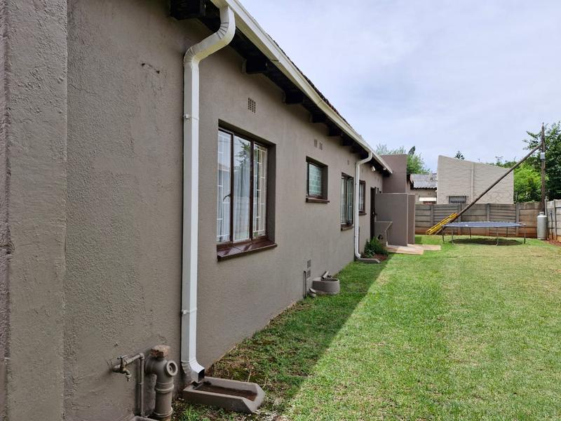 4 Bedroom Property for Sale in Birch Acres Gauteng