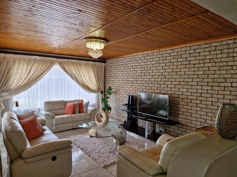 4 Bedroom Property for Sale in Birch Acres Gauteng