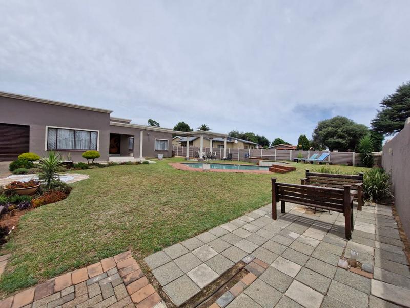 4 Bedroom Property for Sale in Birch Acres Gauteng