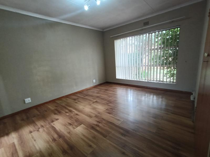 To Let 3 Bedroom Property for Rent in Petersfield Gauteng