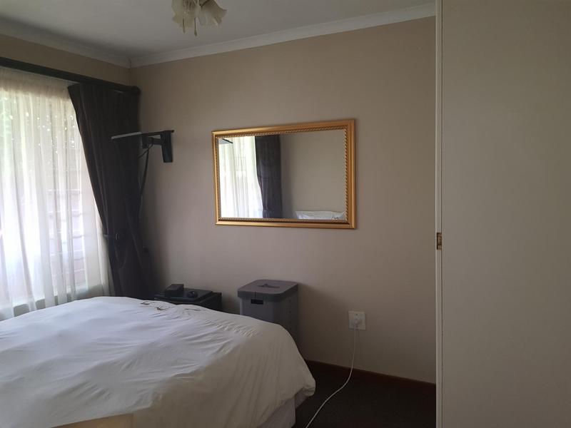 To Let 2 Bedroom Property for Rent in Rooihuiskraal North Gauteng