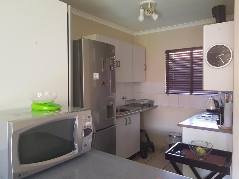 To Let 2 Bedroom Property for Rent in Rooihuiskraal North Gauteng