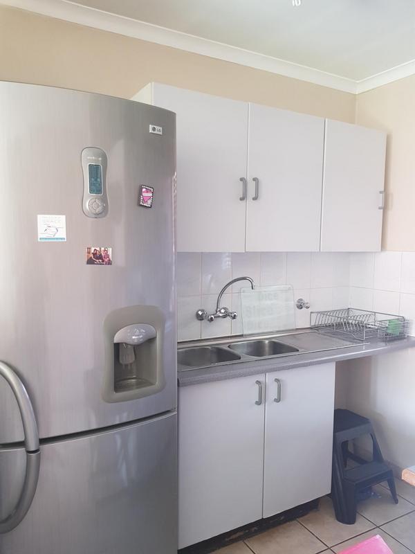 To Let 2 Bedroom Property for Rent in Rooihuiskraal North Gauteng