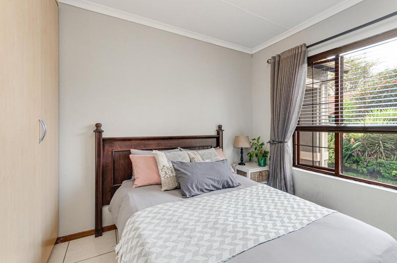 To Let 2 Bedroom Property for Rent in Johannesburg North Gauteng