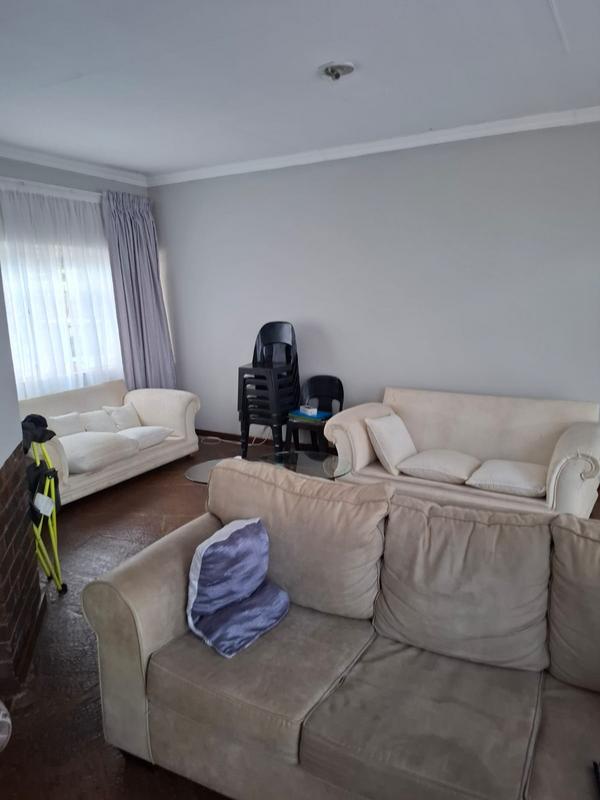 To Let 3 Bedroom Property for Rent in Silverton Gauteng