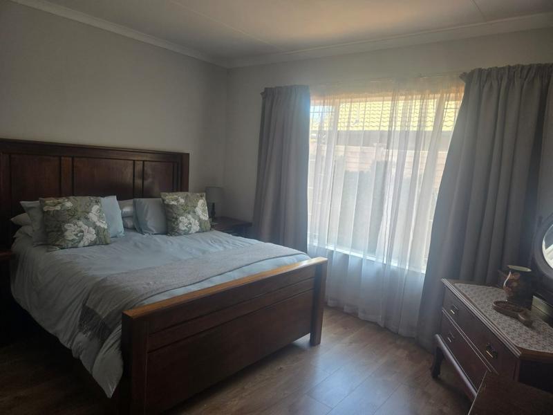 5 Bedroom Property for Sale in Montana Park Gauteng