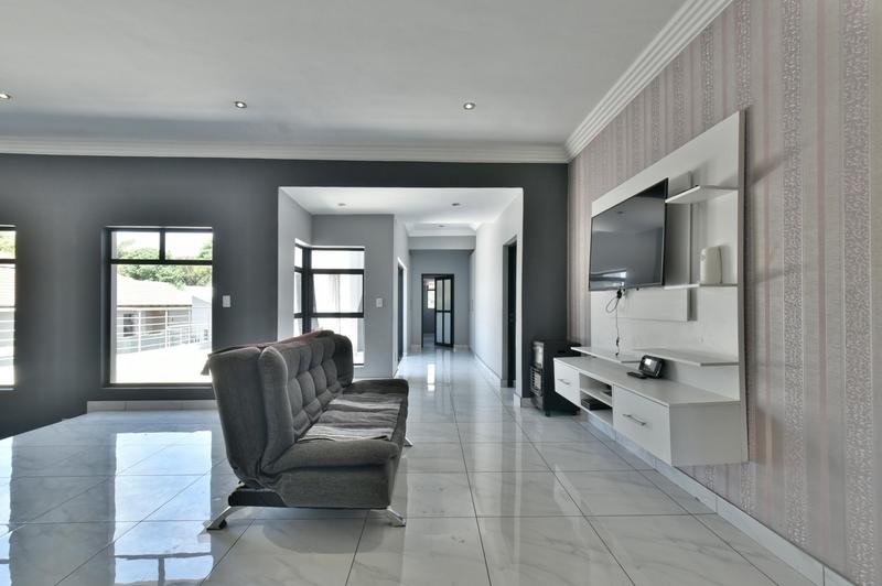 4 Bedroom Property for Sale in Eagle Canyon Golf Estate Gauteng