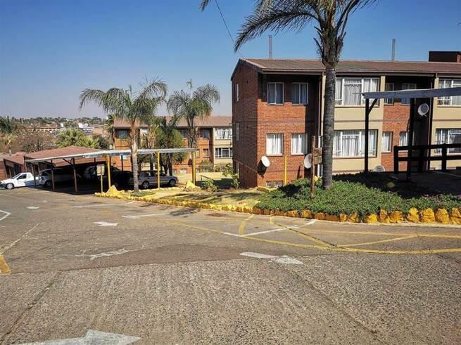 To Let 2 Bedroom Property for Rent in Laudium Gauteng