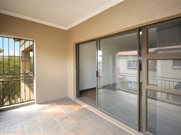 1 Bedroom Property for Sale in Weltevreden Park Gauteng