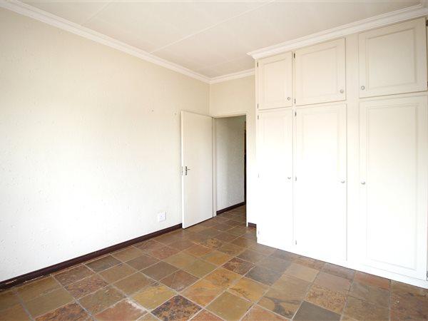 1 Bedroom Property for Sale in Weltevreden Park Gauteng