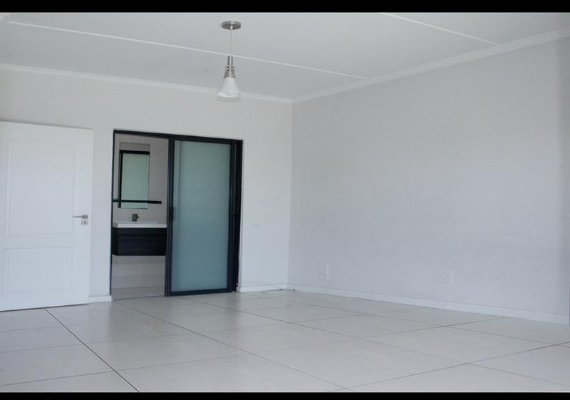 To Let 2 Bedroom Property for Rent in Fourways Gauteng