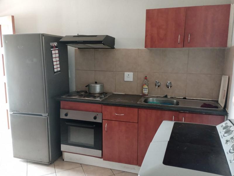 2 Bedroom Property for Sale in Olievenhoutbosch Gauteng