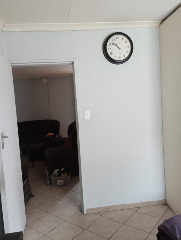 2 Bedroom Property for Sale in Olievenhoutbosch Gauteng