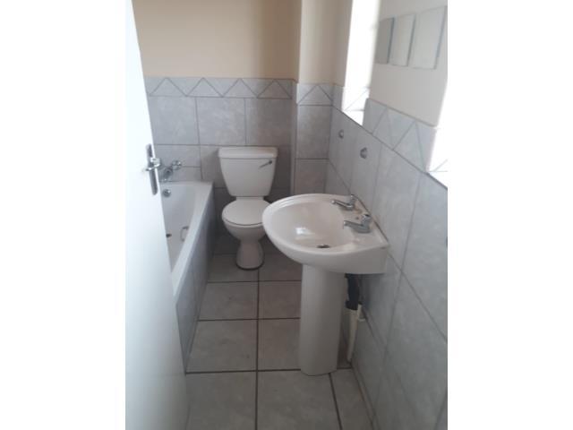 To Let 1 Bedroom Property for Rent in Highveld Gauteng