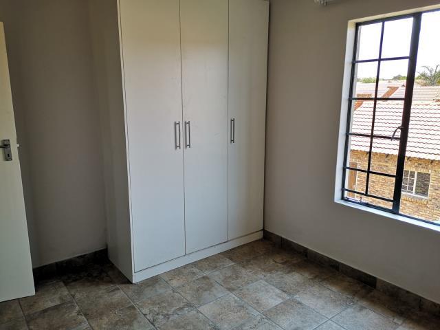 To Let 2 Bedroom Property for Rent in Rooihuiskraal North Gauteng