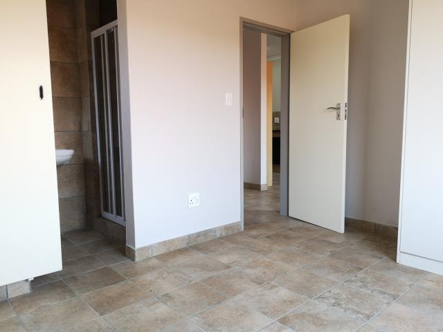 To Let 2 Bedroom Property for Rent in Rooihuiskraal North Gauteng