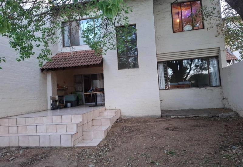 To Let 3 Bedroom Property for Rent in Buccleuch Gauteng