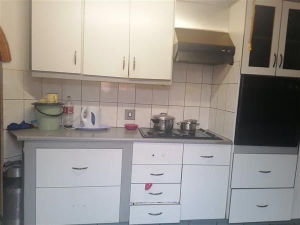 4 Bedroom Property for Sale in Zakariyya Park Gauteng