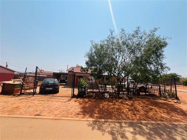 2 Bedroom Property for Sale in Lehae Gauteng