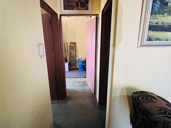 2 Bedroom Property for Sale in Lehae Gauteng