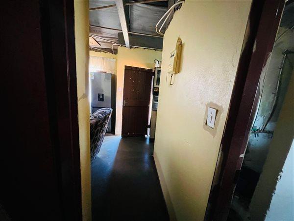 2 Bedroom Property for Sale in Lehae Gauteng