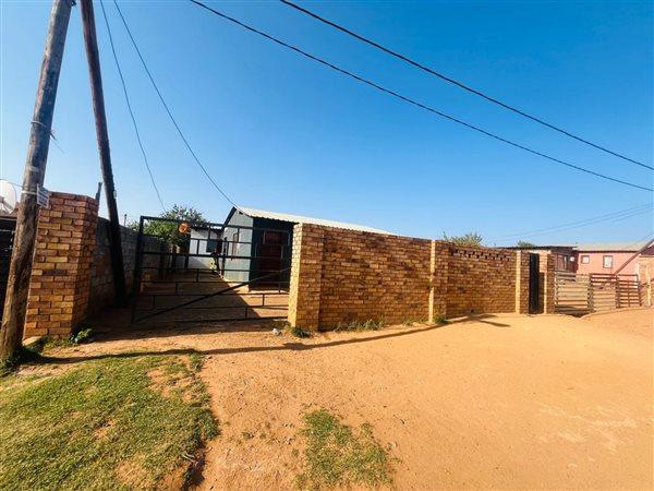 2 Bedroom Property for Sale in Kanana Park Gauteng