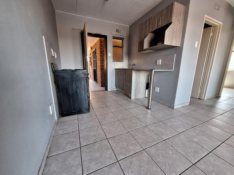 To Let 2 Bedroom Property for Rent in Sky City Gauteng