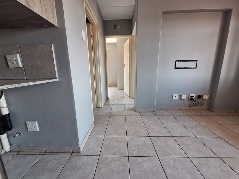 To Let 2 Bedroom Property for Rent in Sky City Gauteng